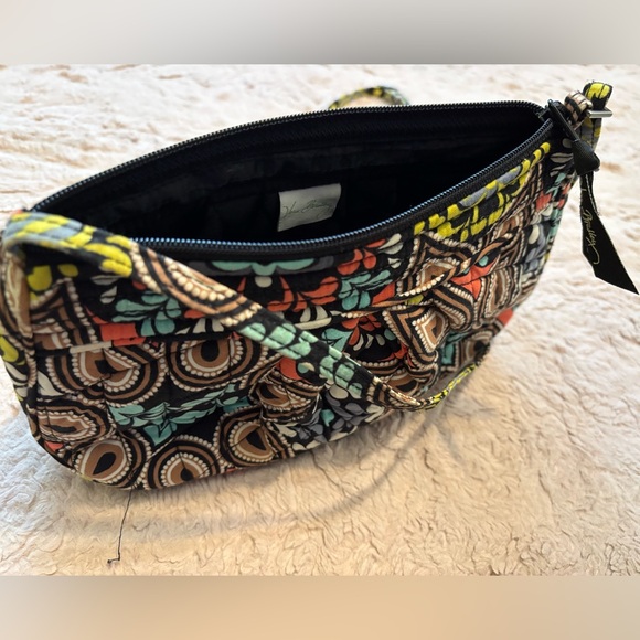 Vera Bradley  Crossbody Bag - Picture 7 of 13